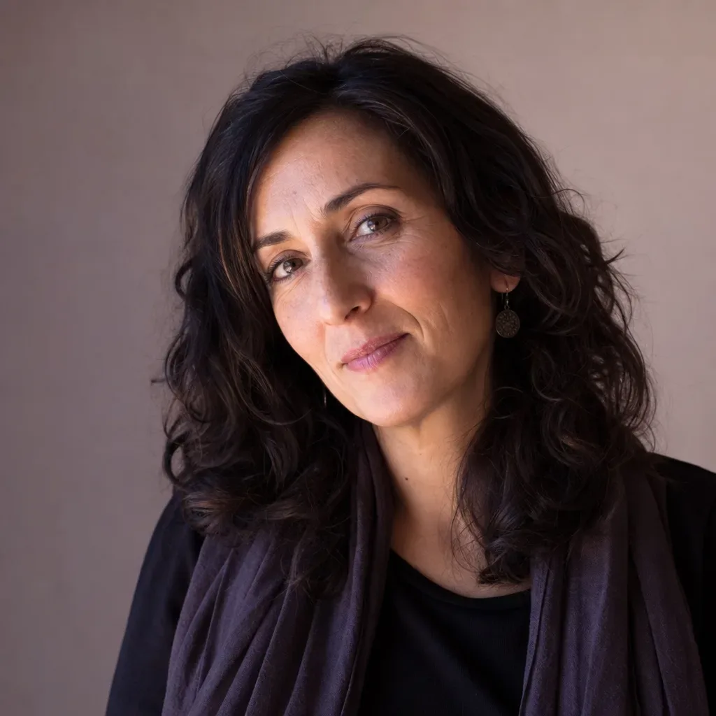 Aysel Demirtaş, Yazar